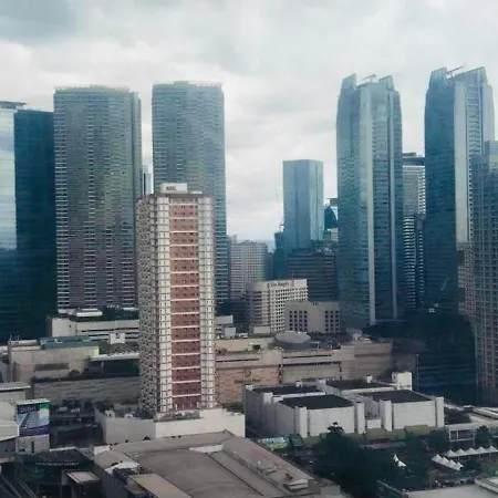 L&M Home Stay In Edsa